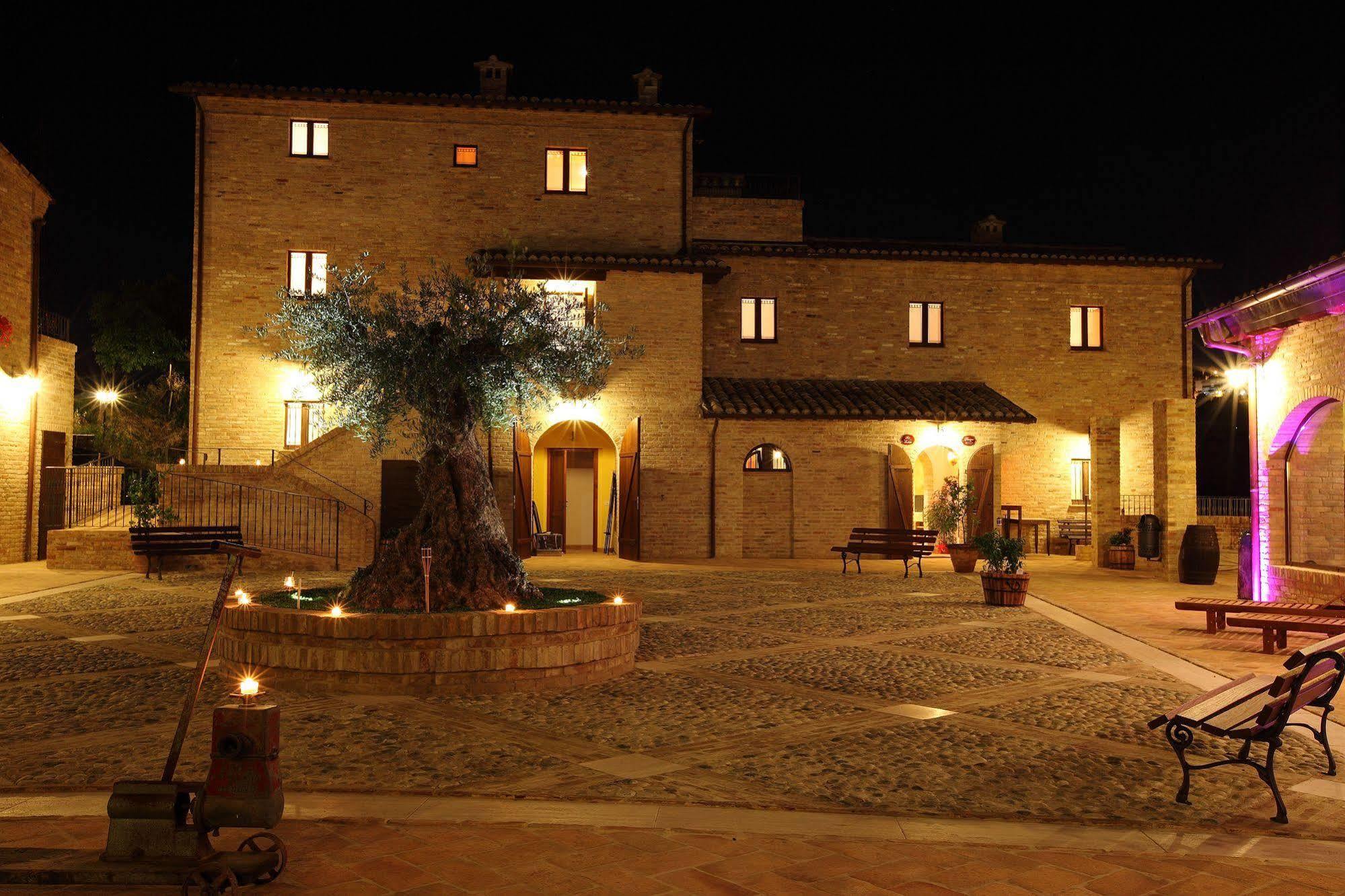 Agriturismo Il Sapore Della Luna Monteprandone Ngoại thất bức ảnh